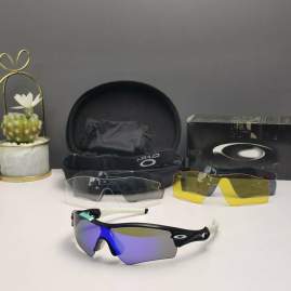 Picture of Oakley Sunglasses _SKUfw66124378fw